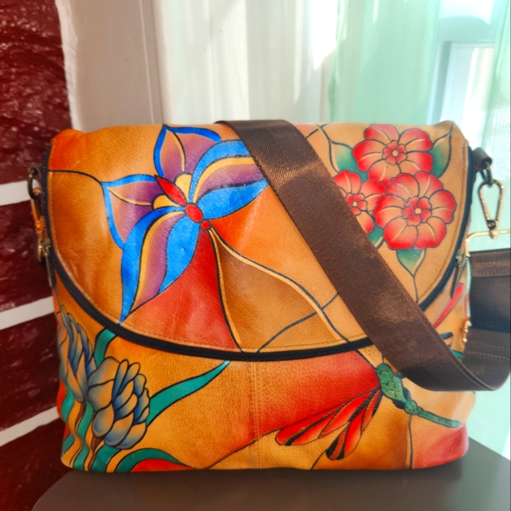 Anuschka hand painted handbag